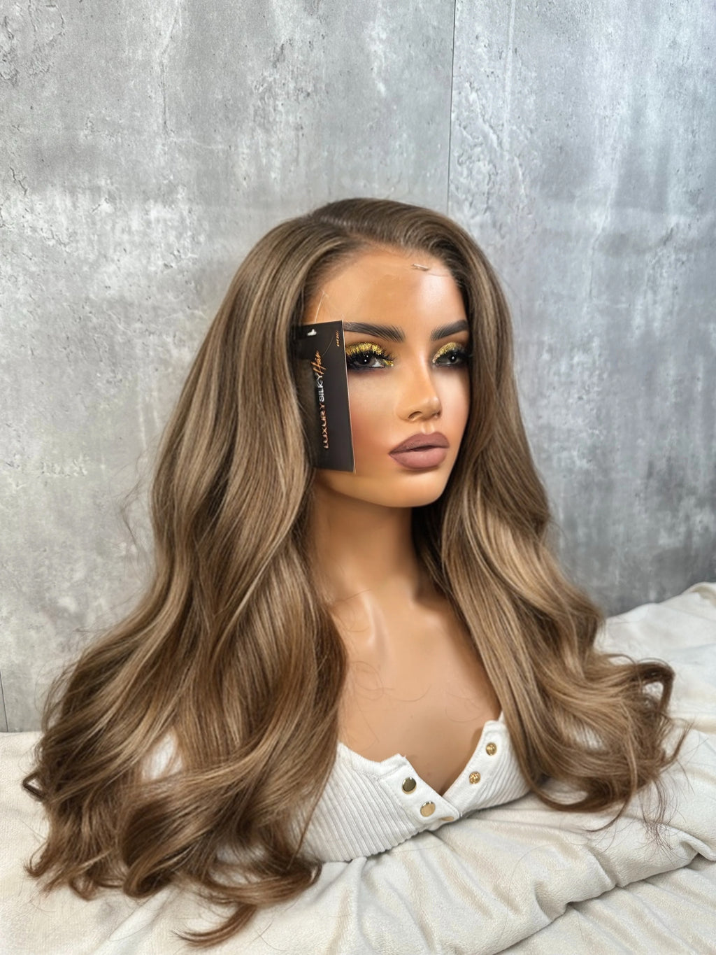 Janelle - Ash Highlight Blonde 5x5 HD Unit